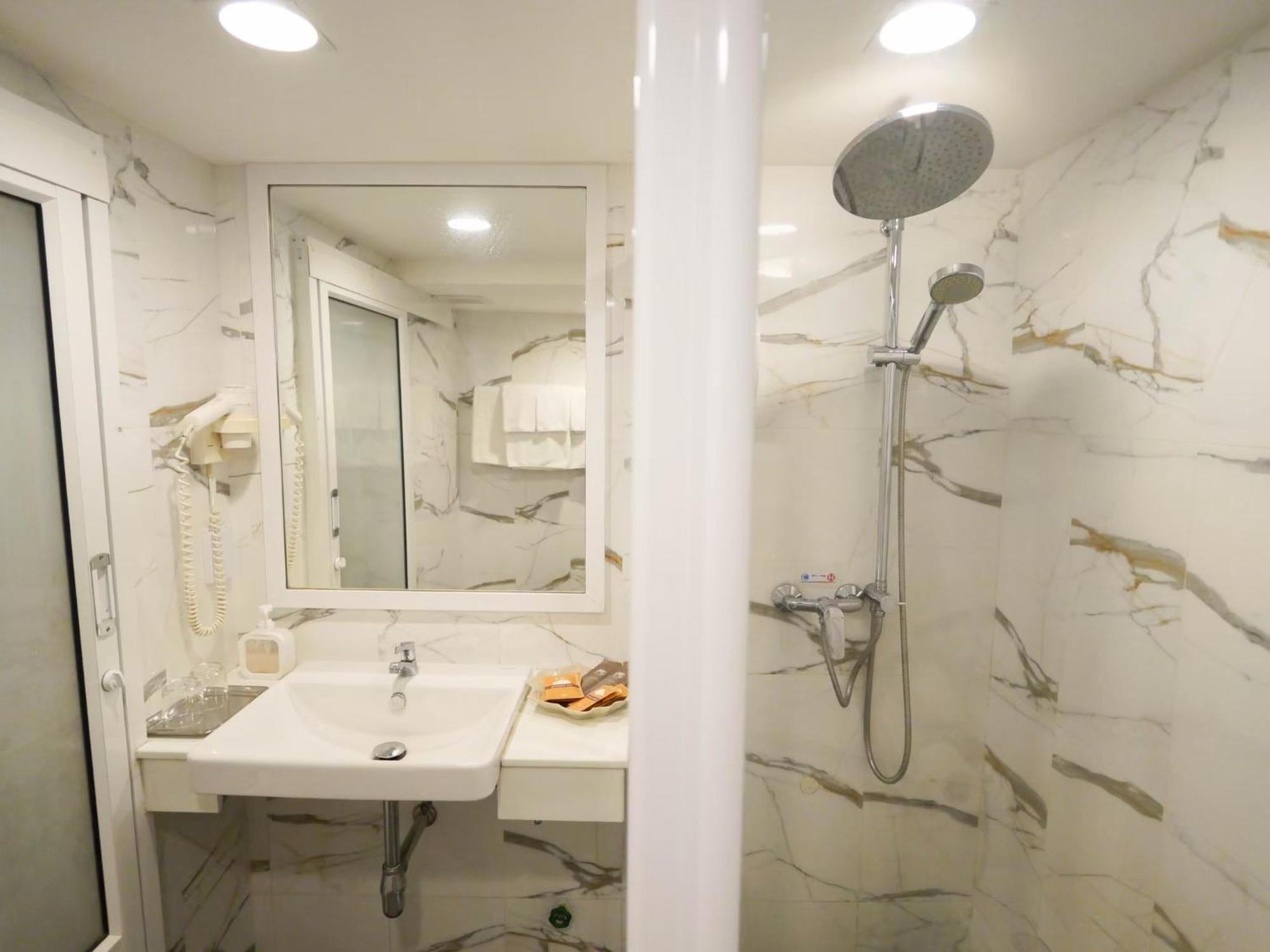 Sakol Hotel Hat Yai Esterno foto
