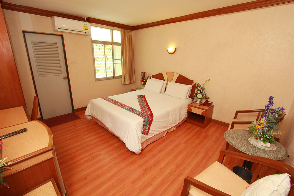 Sakol Hotel Hat Yai Esterno foto