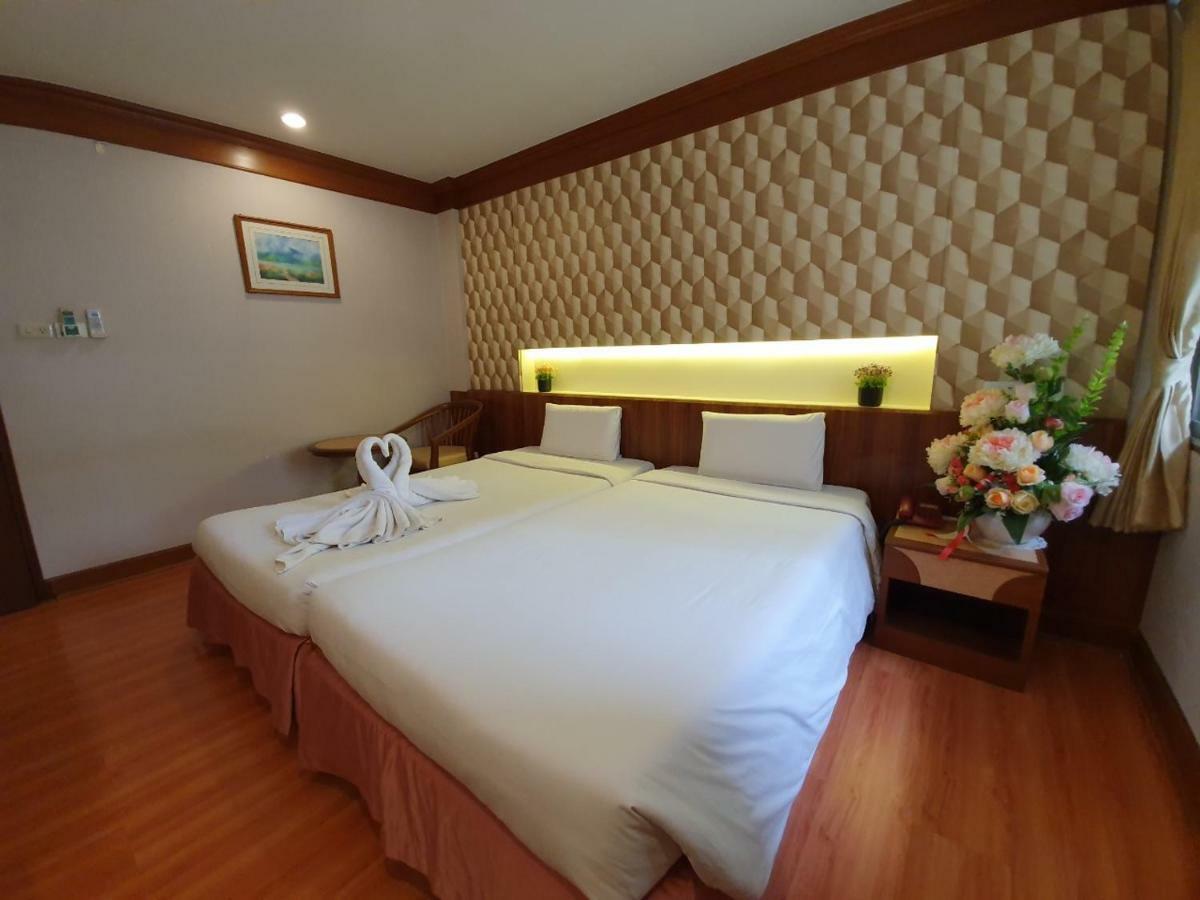 Sakol Hotel Hat Yai Esterno foto