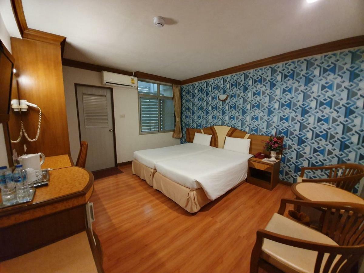 Sakol Hotel Hat Yai Esterno foto